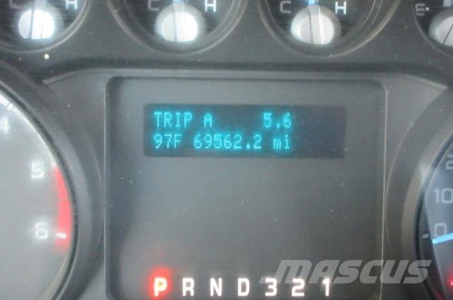 Ford F550 Evakuators ar manipulatoru