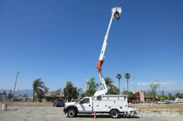 Ford F550 Evakuators ar manipulatoru