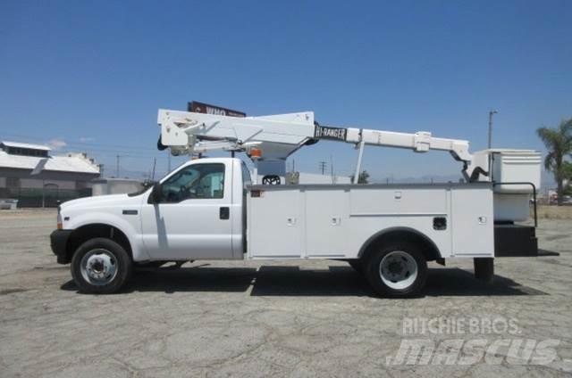 Ford F550 Evakuators ar manipulatoru