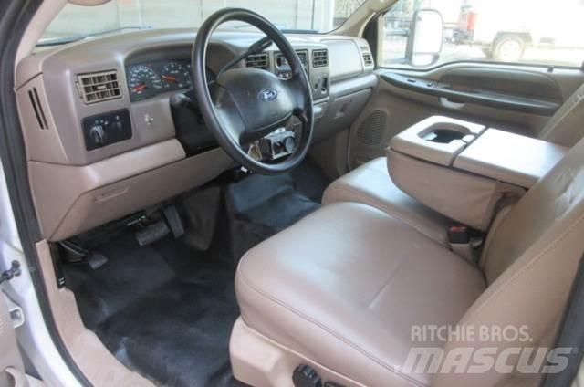 Ford F550 Evakuators ar manipulatoru