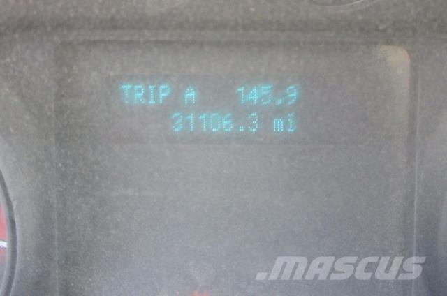 Ford F750 Evakuators ar manipulatoru