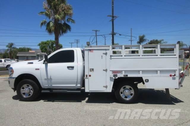 RAM 3500 HD Evakuators ar manipulatoru