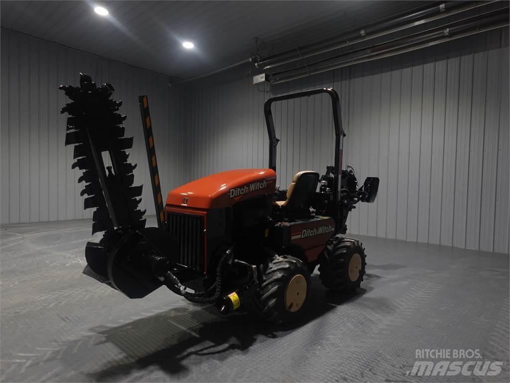 Ditch Witch 420SX Tranšeju racēji