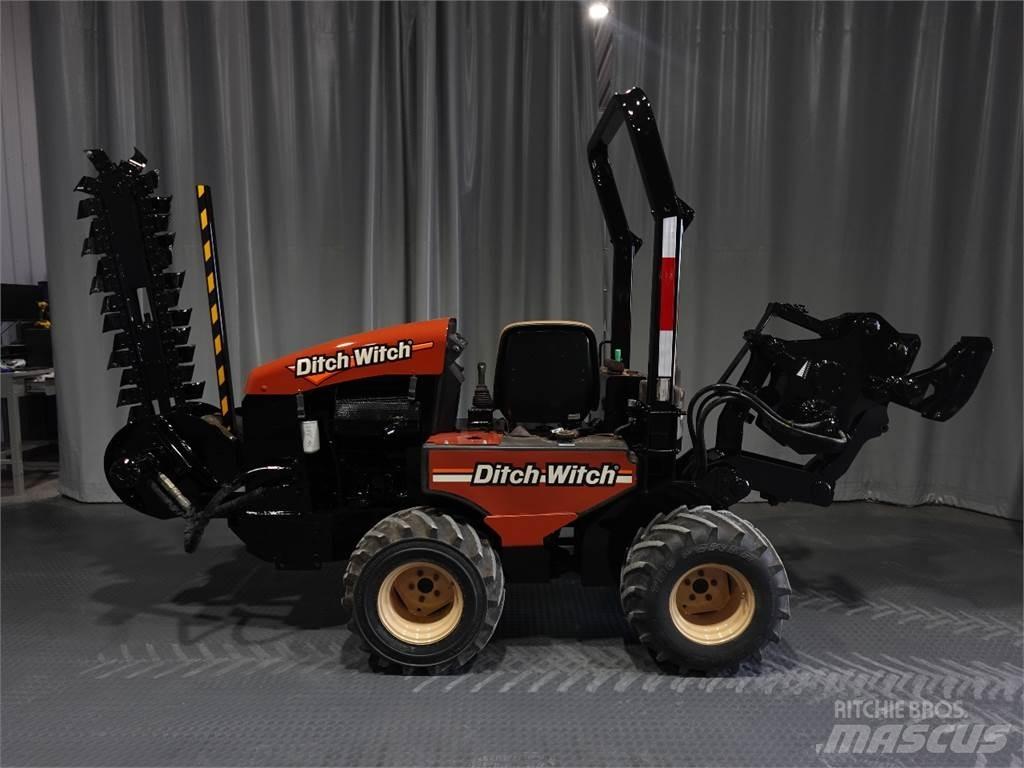 Ditch Witch 420SX Tranšeju racēji