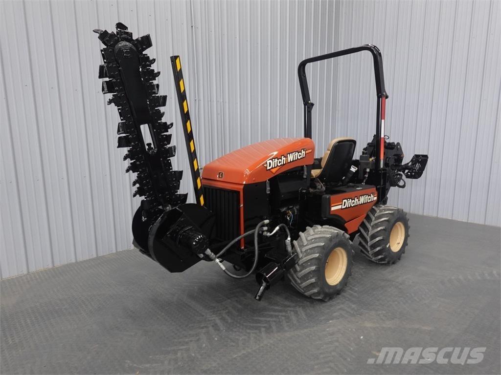 Ditch Witch 420SX Tranšeju racēji