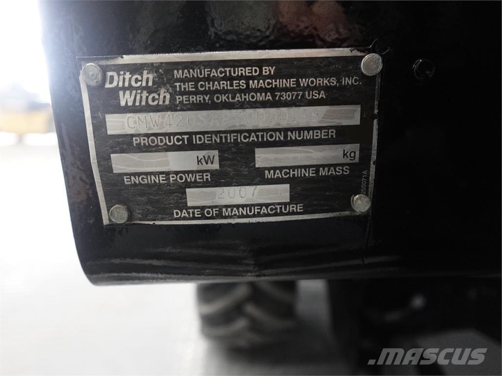 Ditch Witch 420SX Tranšeju racēji