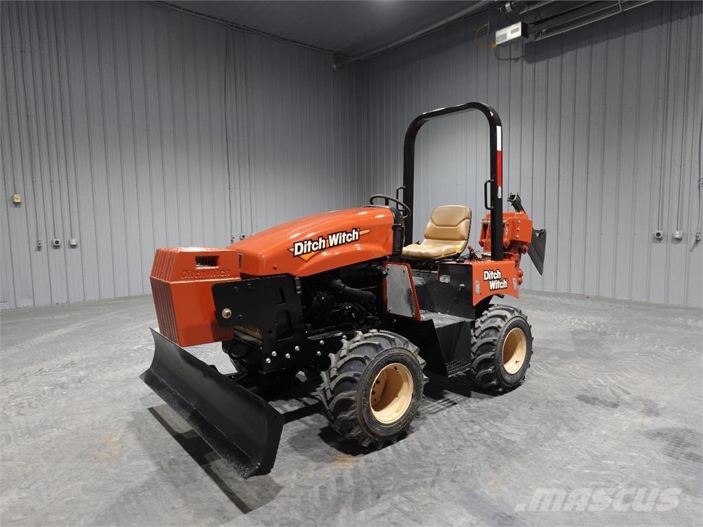 Ditch Witch rt40 Tranšeju racēji