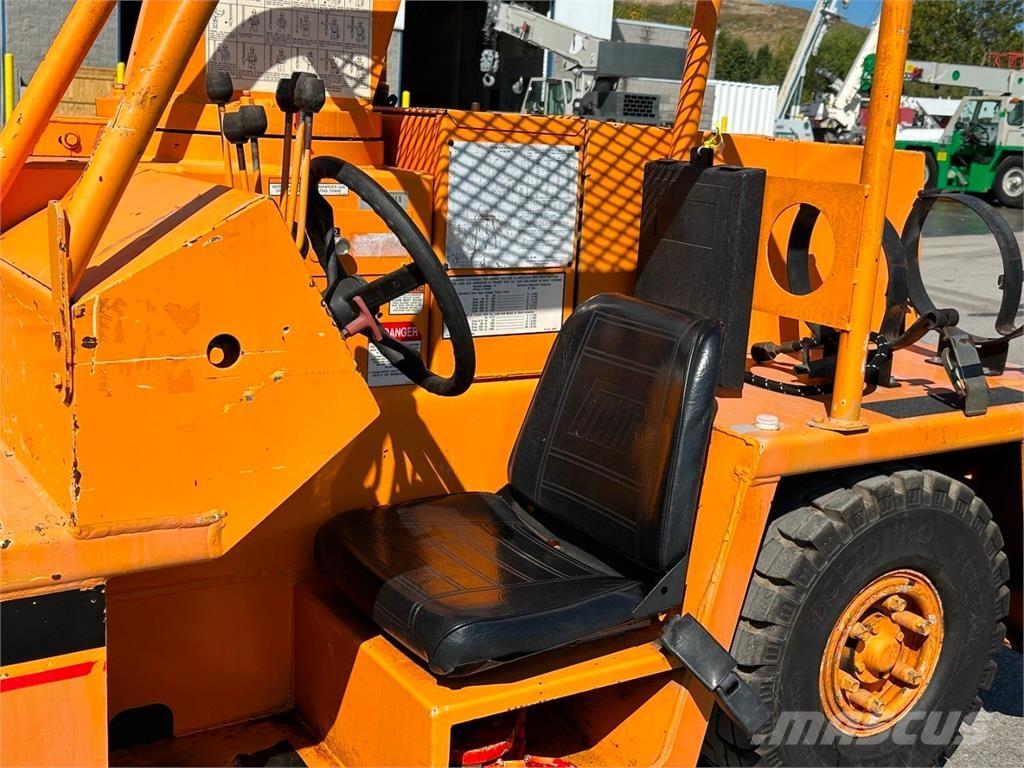 Broderson IC-35-2B Celtņi nelīdzenām virsmām