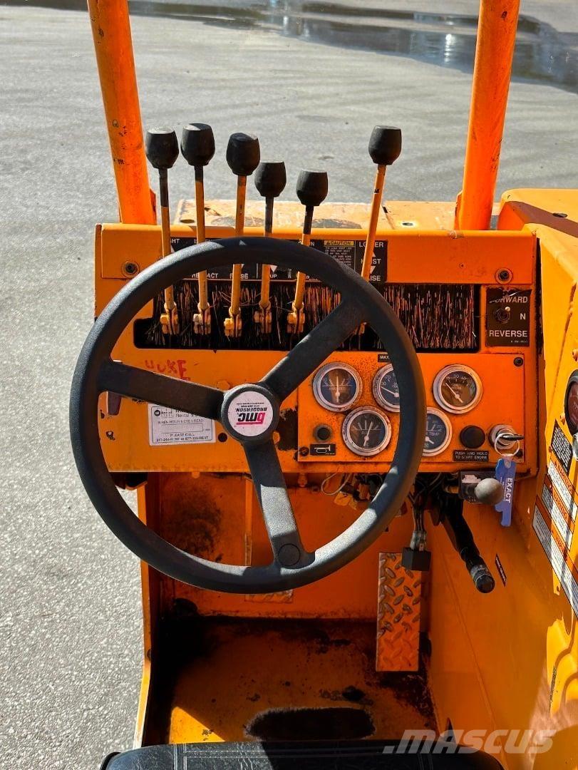 Broderson IC-35-2B Celtņi nelīdzenām virsmām