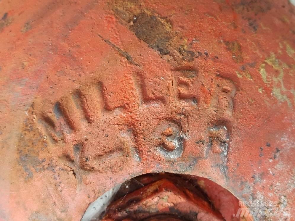 Miller X-13 Pacēlāju/krānu aprīkojums