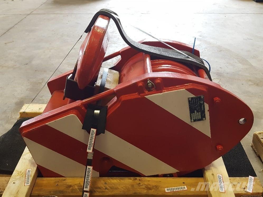 Tadano  Pacēlāju/krānu aprīkojums