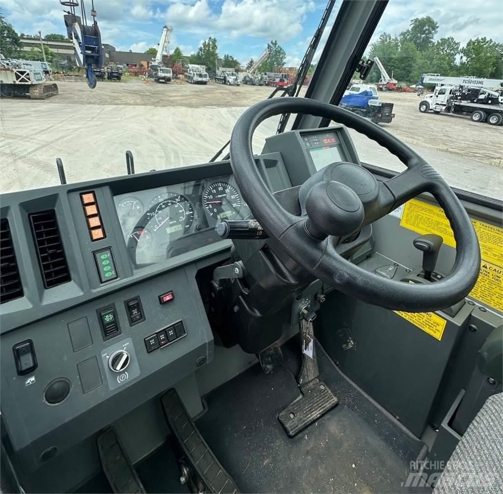 Tadano GR-350XL-3 Celtņi nelīdzenām virsmām