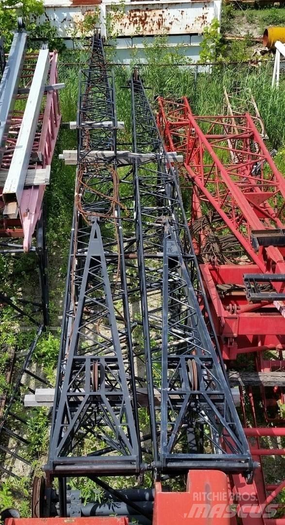 Terex  Strēles un kausi
