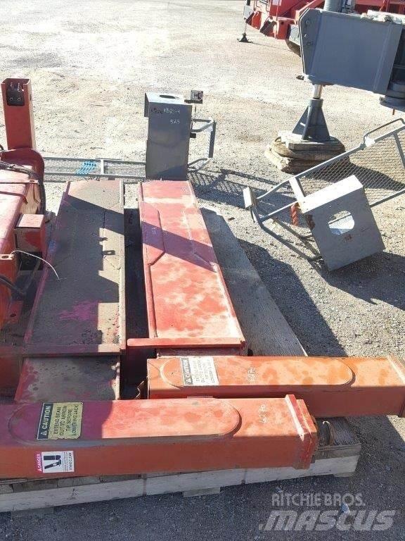 Terex  Pacēlāju/krānu aprīkojums