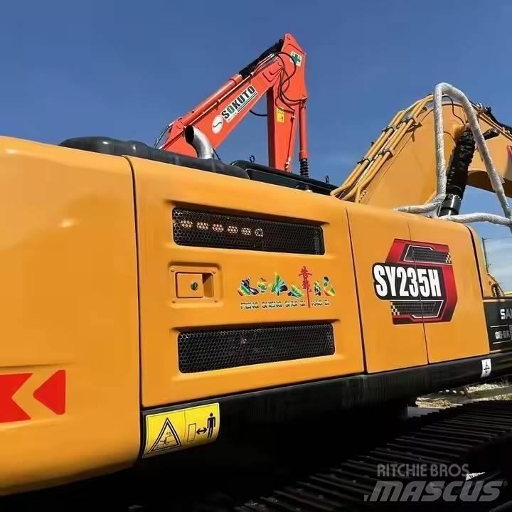 Sany SY235H Kāpurķēžu ekskavatori