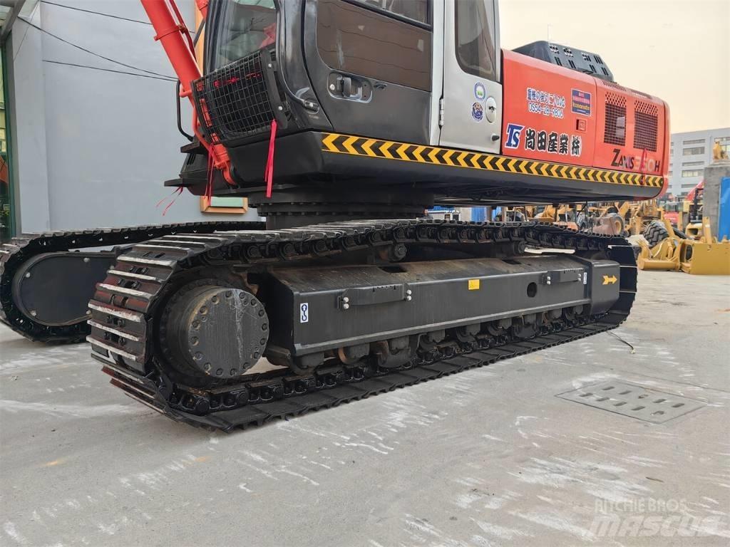 Hitachi ZX 350 H Kāpurķēžu ekskavatori