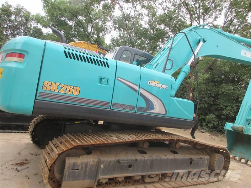 Kobelco SK 260 Kāpurķēžu ekskavatori