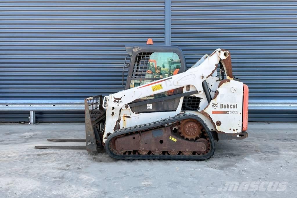 Bobcat T 590 Lietoti riteņu kompaktiekrāvēji