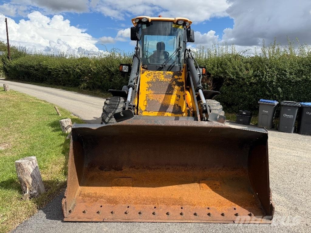 JCB 416 HT Iekrāvēji uz riteņiem