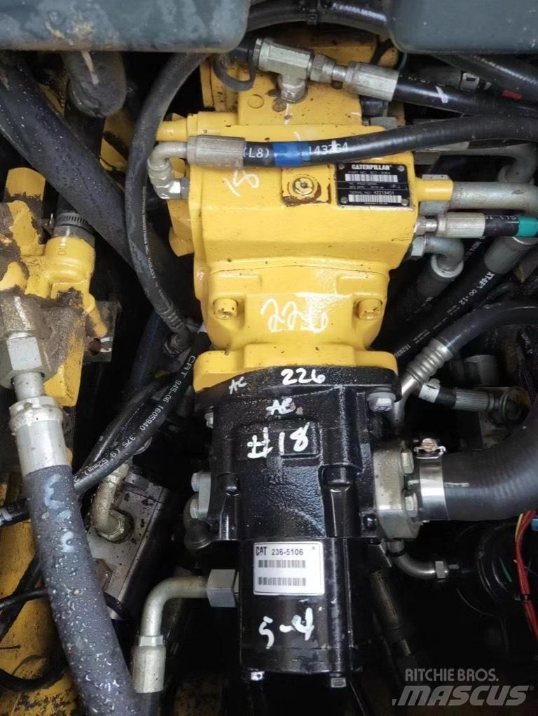 CAT 226 B Lietoti riteņu kompaktiekrāvēji