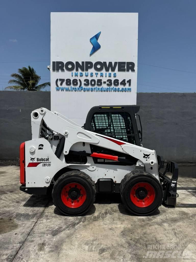 Bobcat S 740 Lietoti riteņu kompaktiekrāvēji