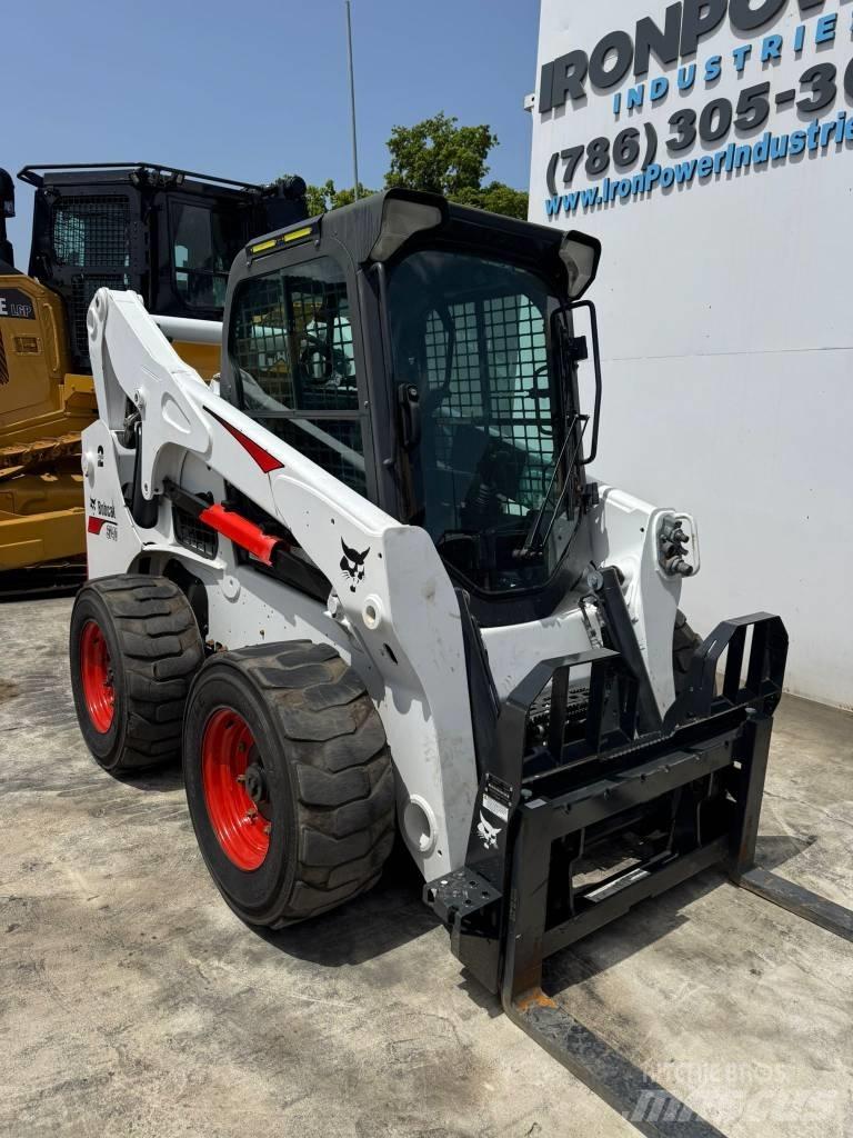 Bobcat S 740 Lietoti riteņu kompaktiekrāvēji