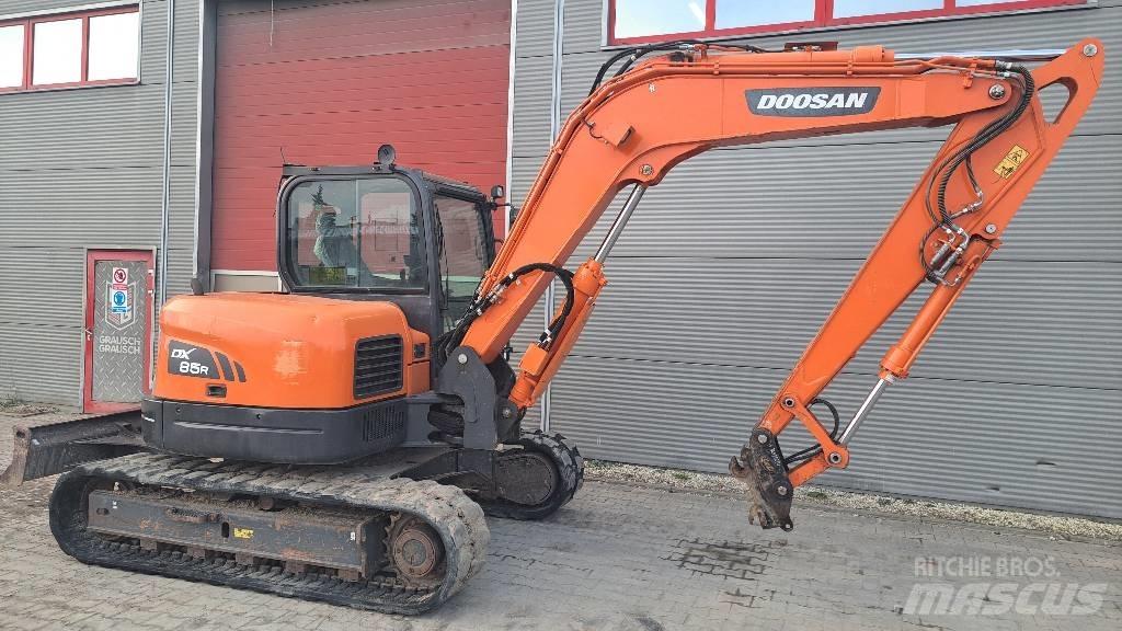 Doosan DX 85 R-3 Vidēja lieluma ekskavatori 7 t - 12 t