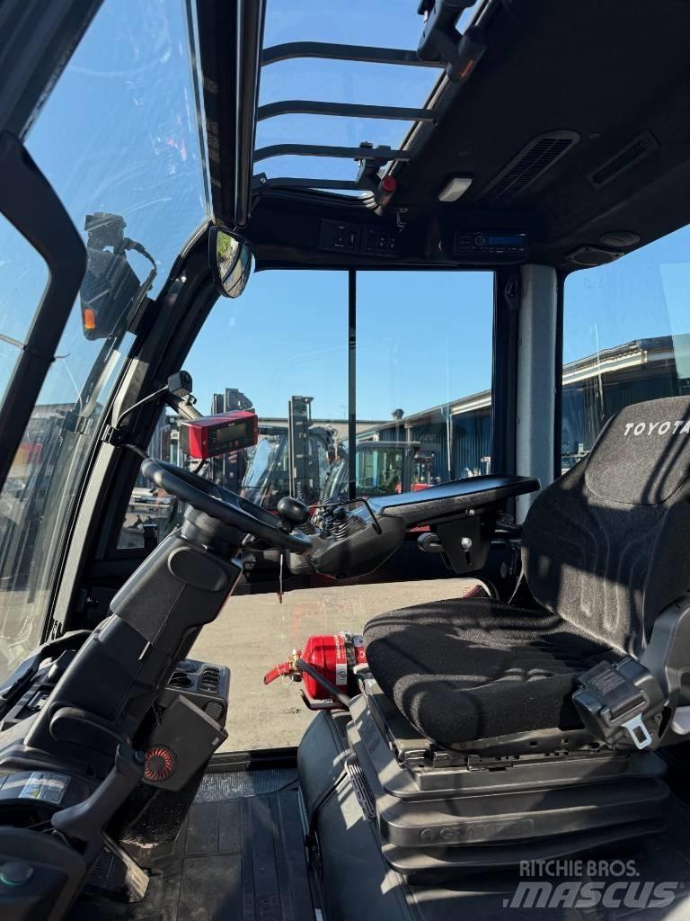 Toyota truck 8 FD40N Tehnika ar dīzeļa dzinēju