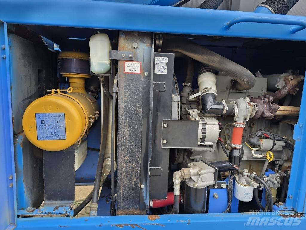 Aichi SR 21 A Teleskopiskie pacēlāji