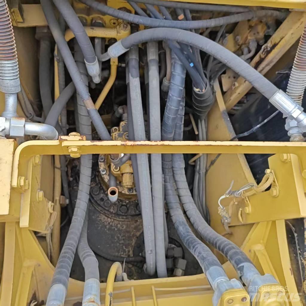 CAT 315 D Kāpurķēžu ekskavatori