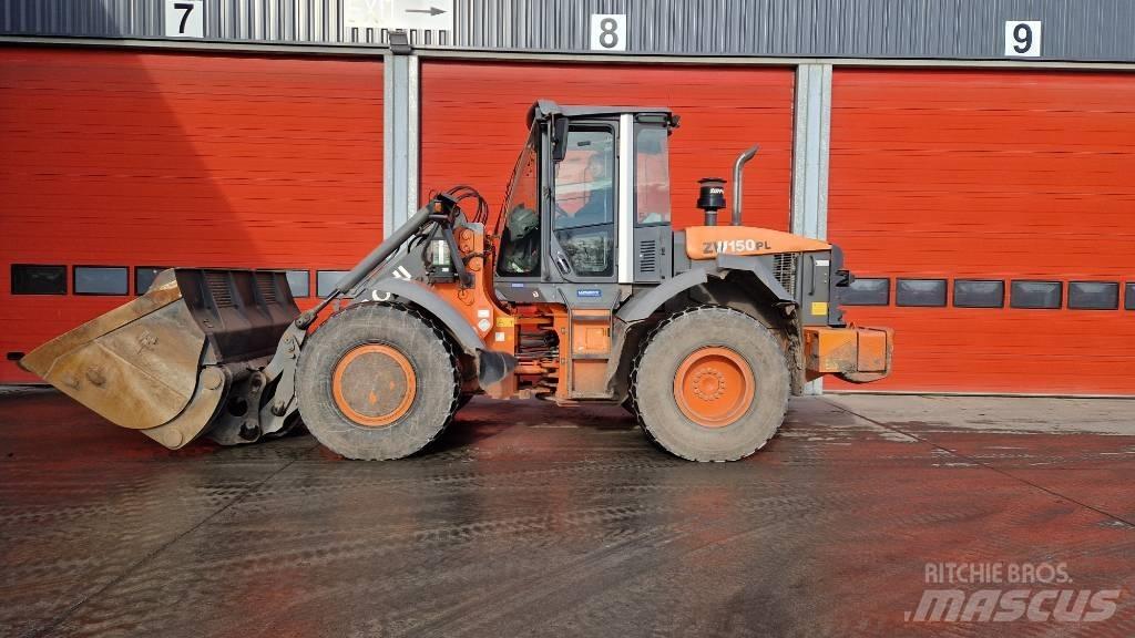 Hitachi ZW 150 PL Iekrāvēji uz riteņiem