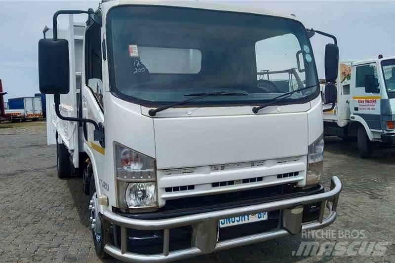 Isuzu NPR400 Citi