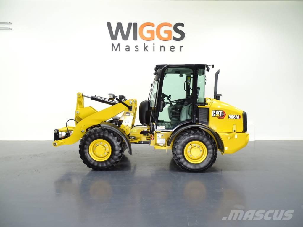 CAT 906M Iekrāvēji uz riteņiem