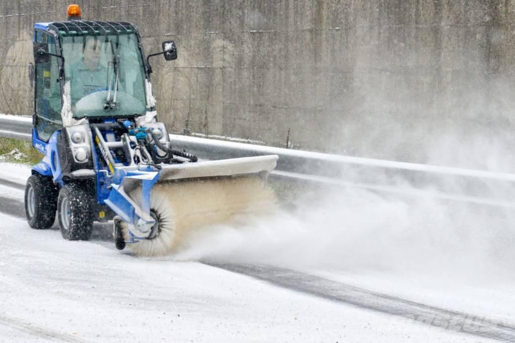 Multione 2.3 EFI Multifunkcionālie iekrāvēji