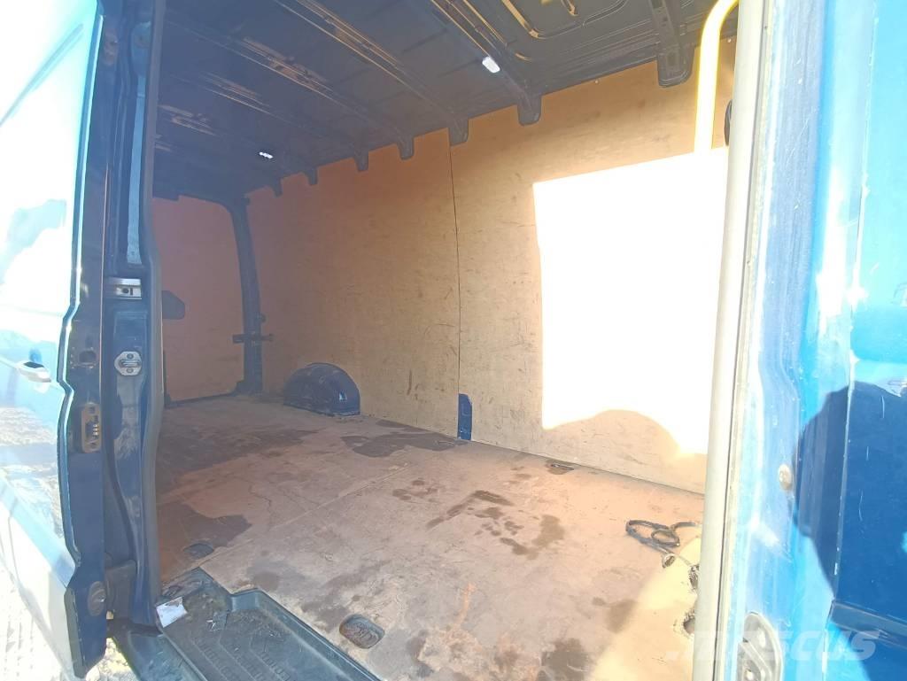 Volkswagen Crafter Preču pārvadāšanas furgoni