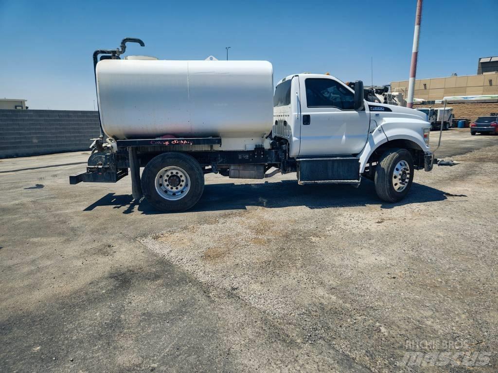 Ford F 650 SD Ūdens mašīnas