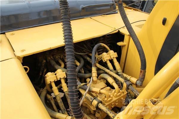 Komatsu PC 200-6 Kāpurķēžu ekskavatori