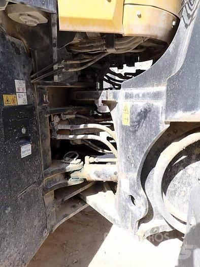 Komatsu WA475 Iekrāvēji uz riteņiem