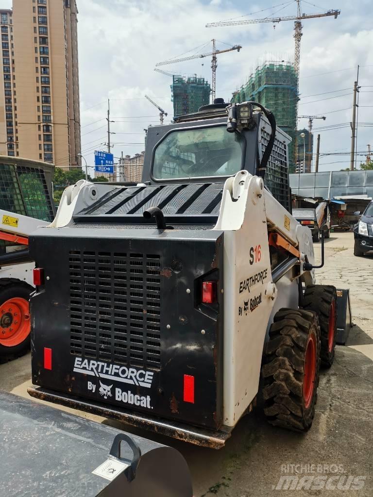 Bobcat S 16 Lietoti riteņu kompaktiekrāvēji