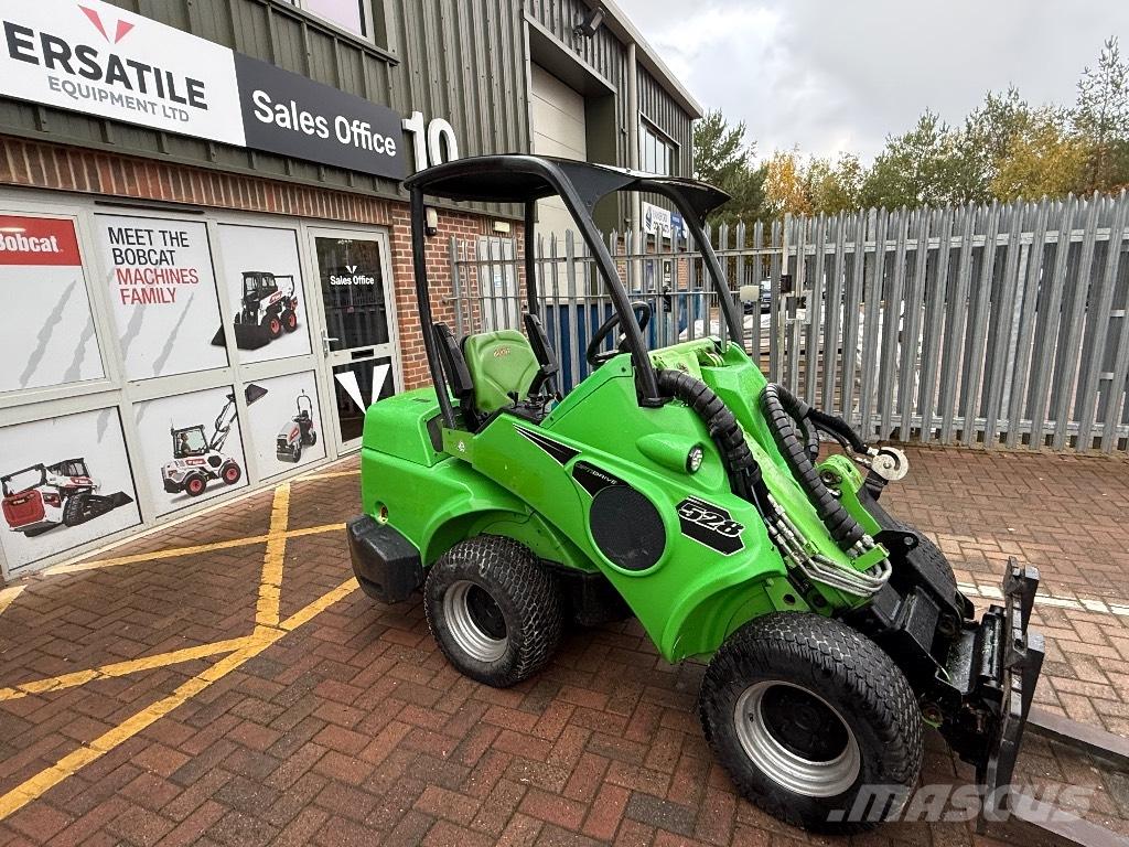 Avant 528 Mini iekrāvēji