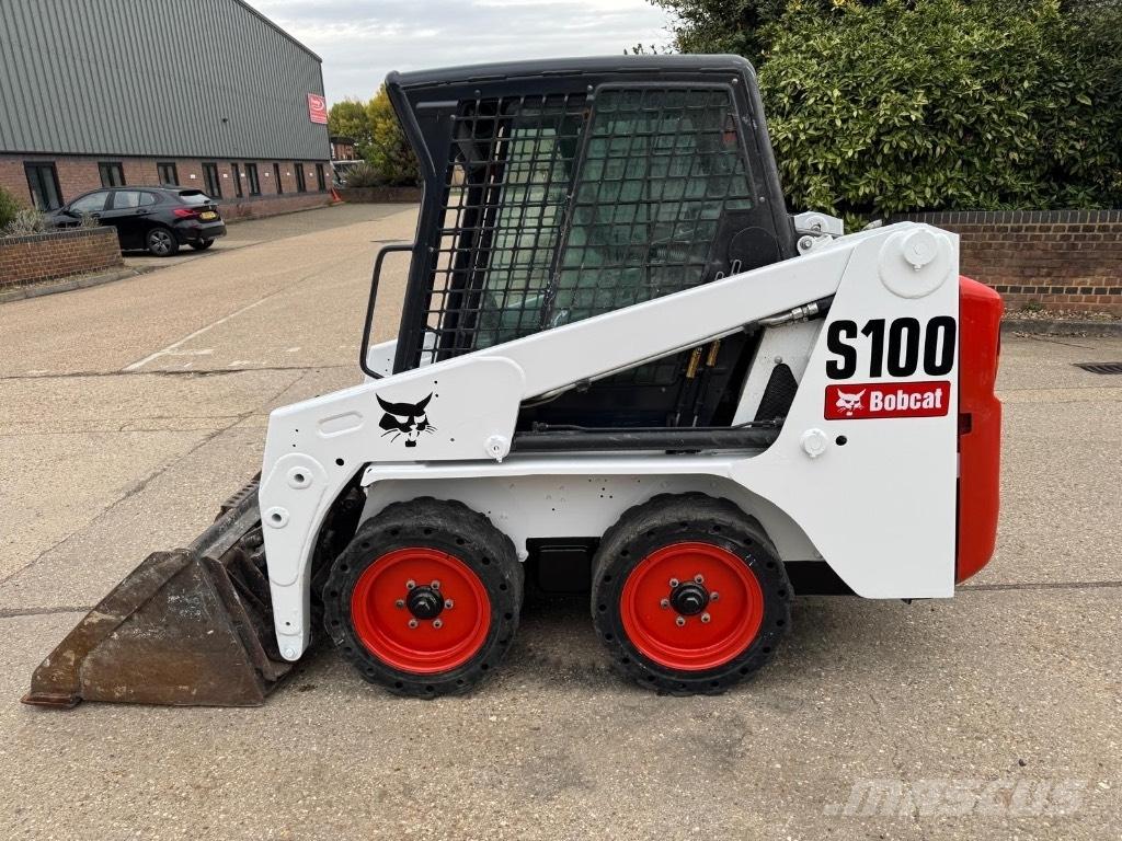 Bobcat S100 Lietoti riteņu kompaktiekrāvēji