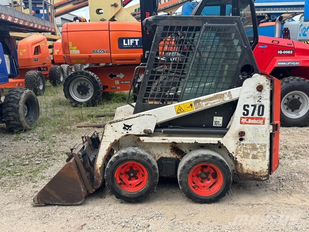 Bobcat S 70 Lietoti riteņu kompaktiekrāvēji