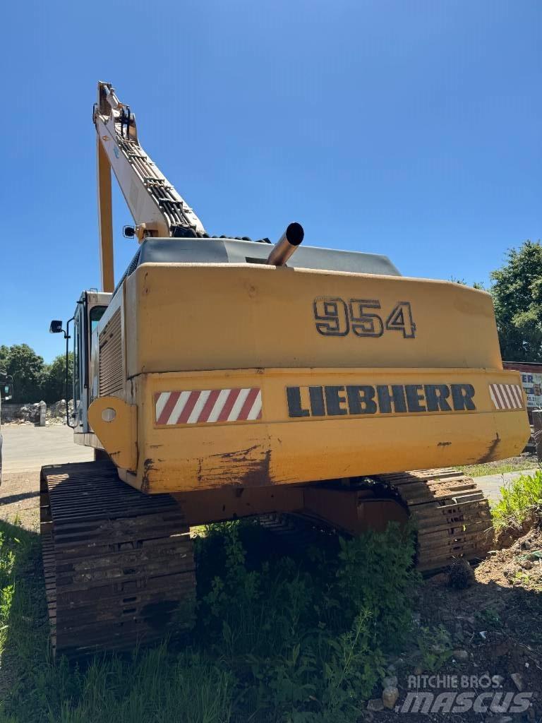 Liebherr 954 Ekskavatori tālās sniedzamības darbiem