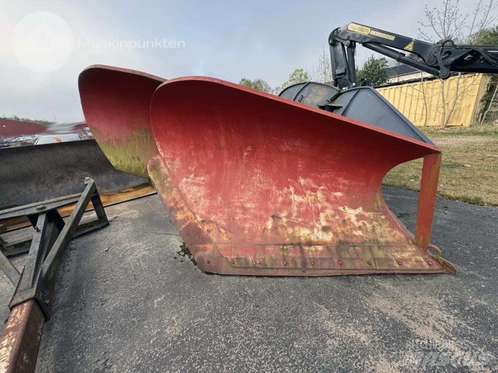  Spetsplog 3700 mm Grāvju arkli