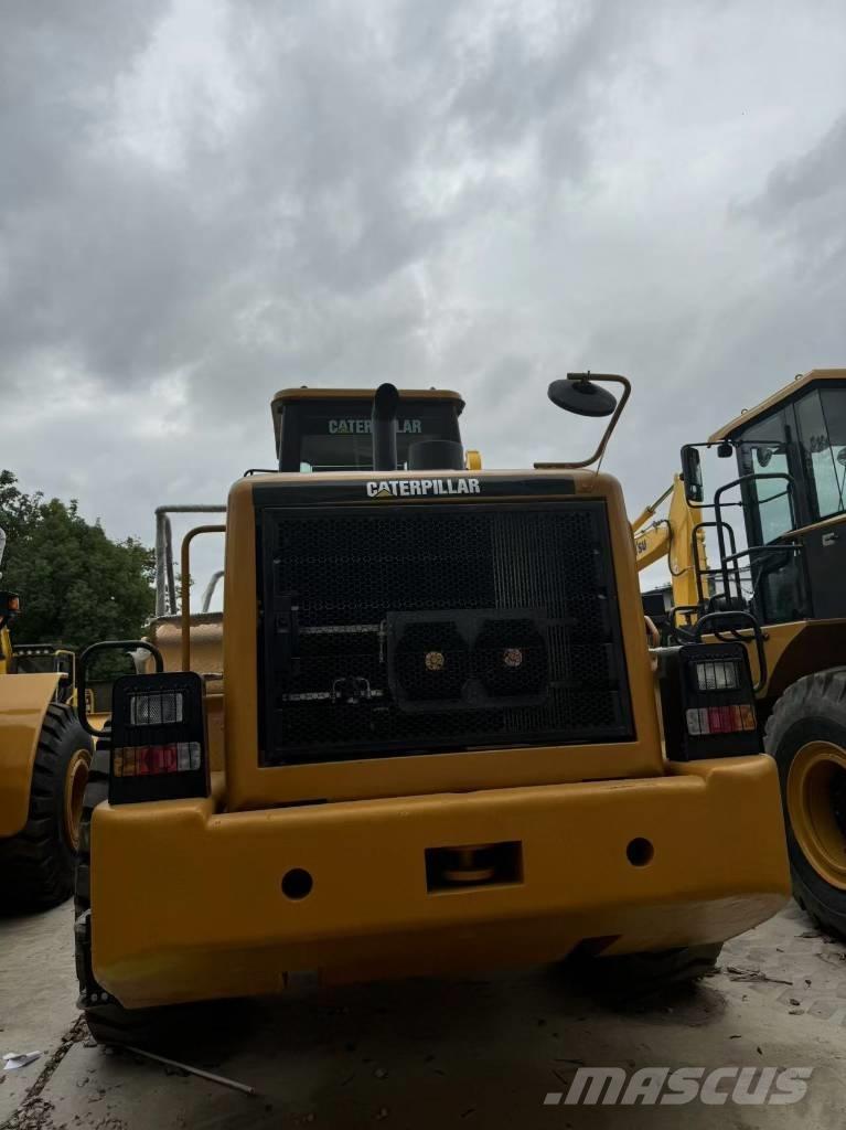 CAT 966 H Iekrāvēji uz riteņiem