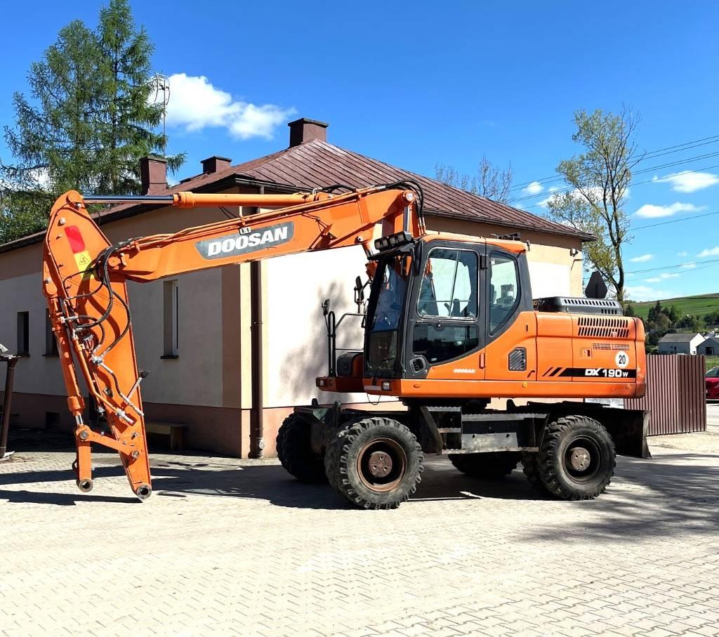 Doosan DX 190 W-3 Ekskavatori uz riteņiem