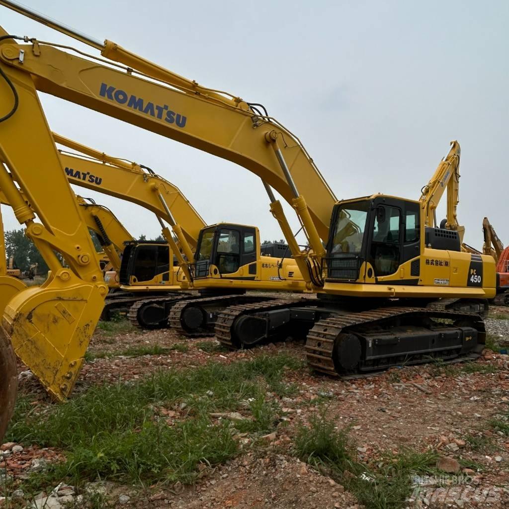 Komatsu 450 Kāpurķēžu ekskavatori