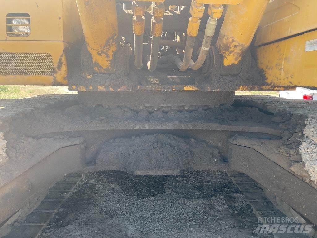CAT 365 C L Kāpurķēžu ekskavatori
