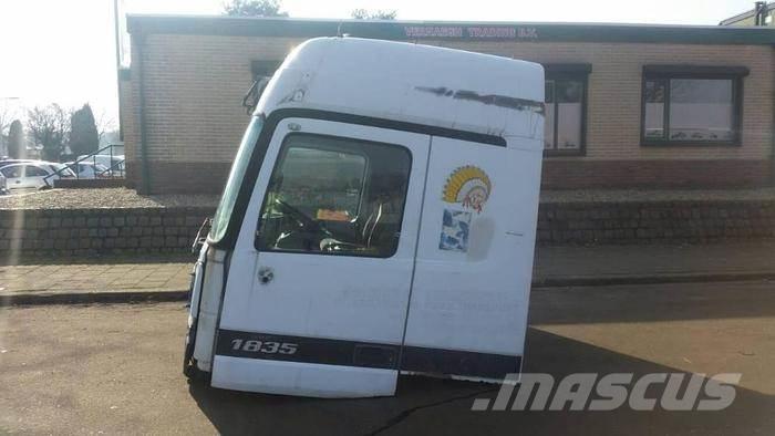 Mercedes-Benz 1835 Transports- Citi