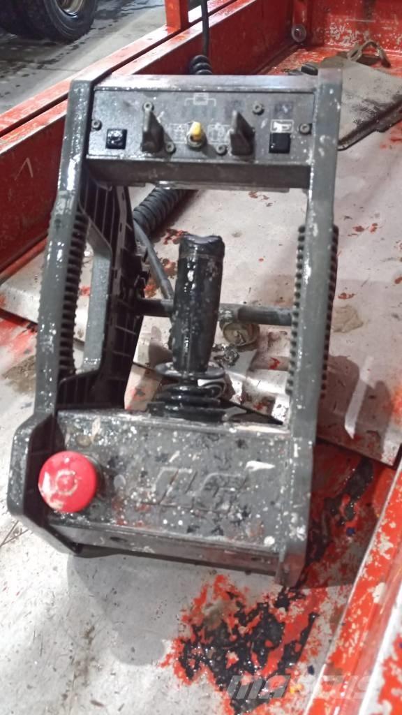 JLG 1930 ES Šķerveida pacēlāji